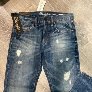 NWT Men’s Wrangler Slim Fit 32x30